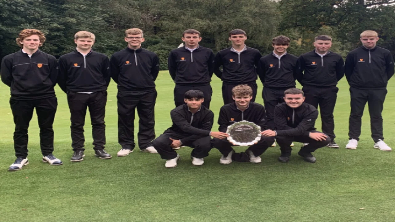 Our Juniors win the Northern Counties Boys final